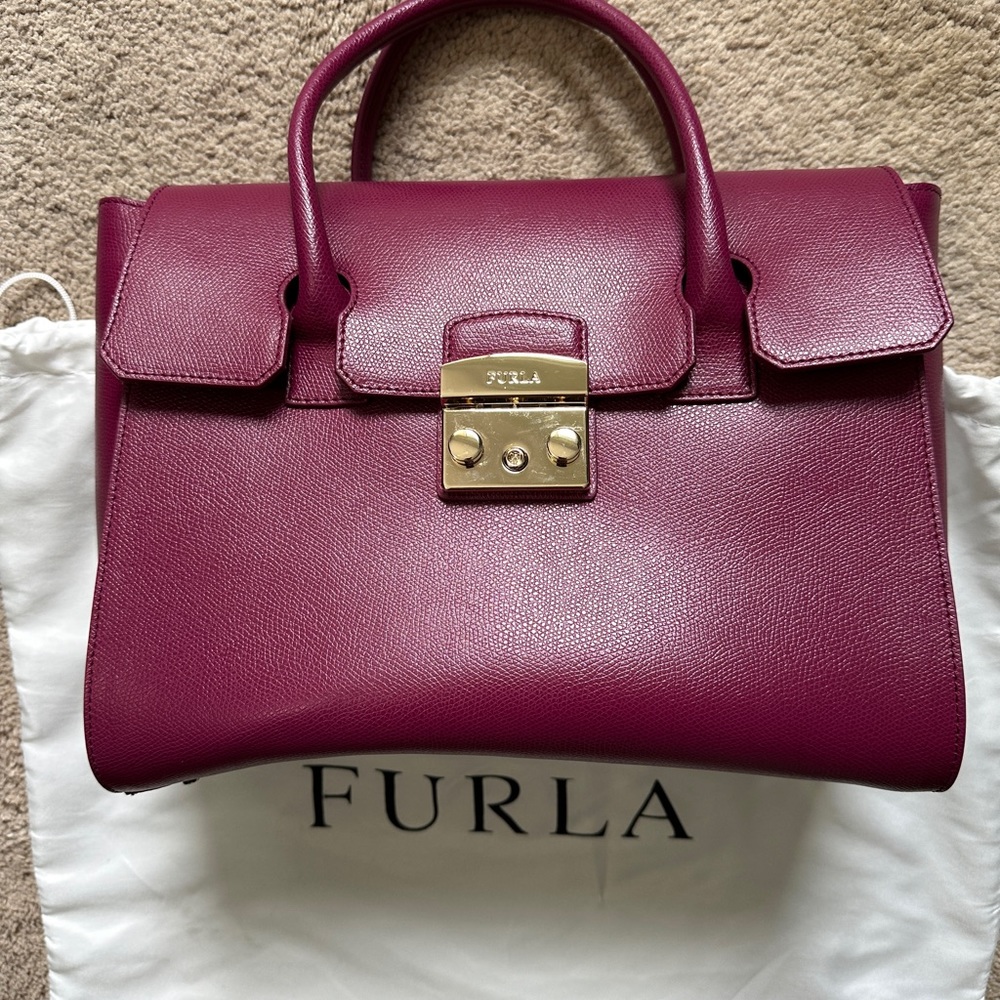 Furla Metropolis 2-way satchel Lampone